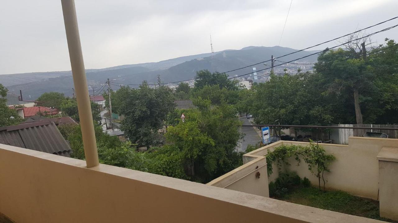 Guesthouse Different Tbilisi Luaran gambar