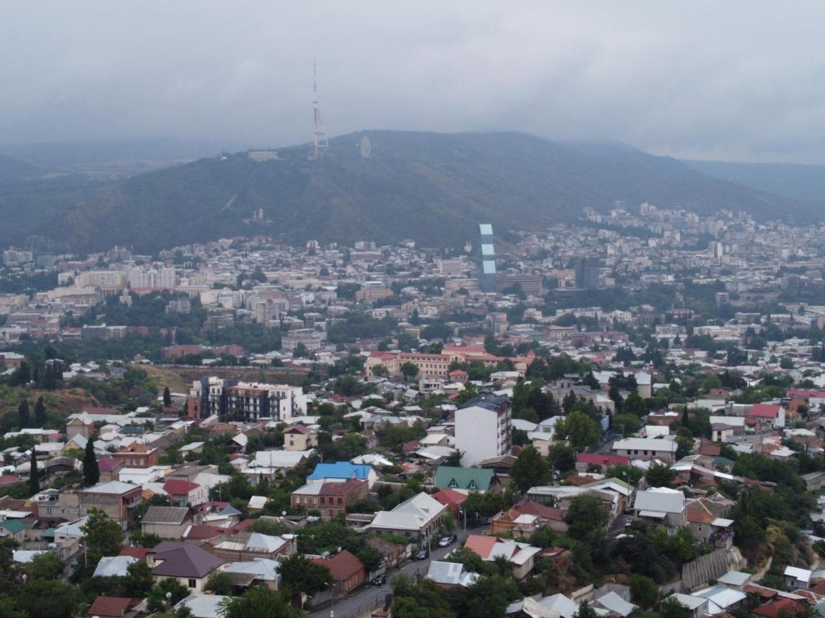 Guesthouse Different Tbilisi Luaran gambar