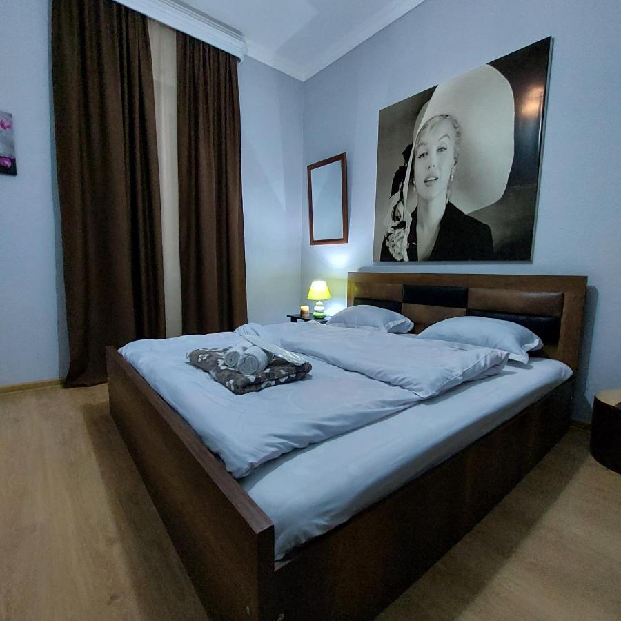 Guesthouse Different Tbilisi Luaran gambar
