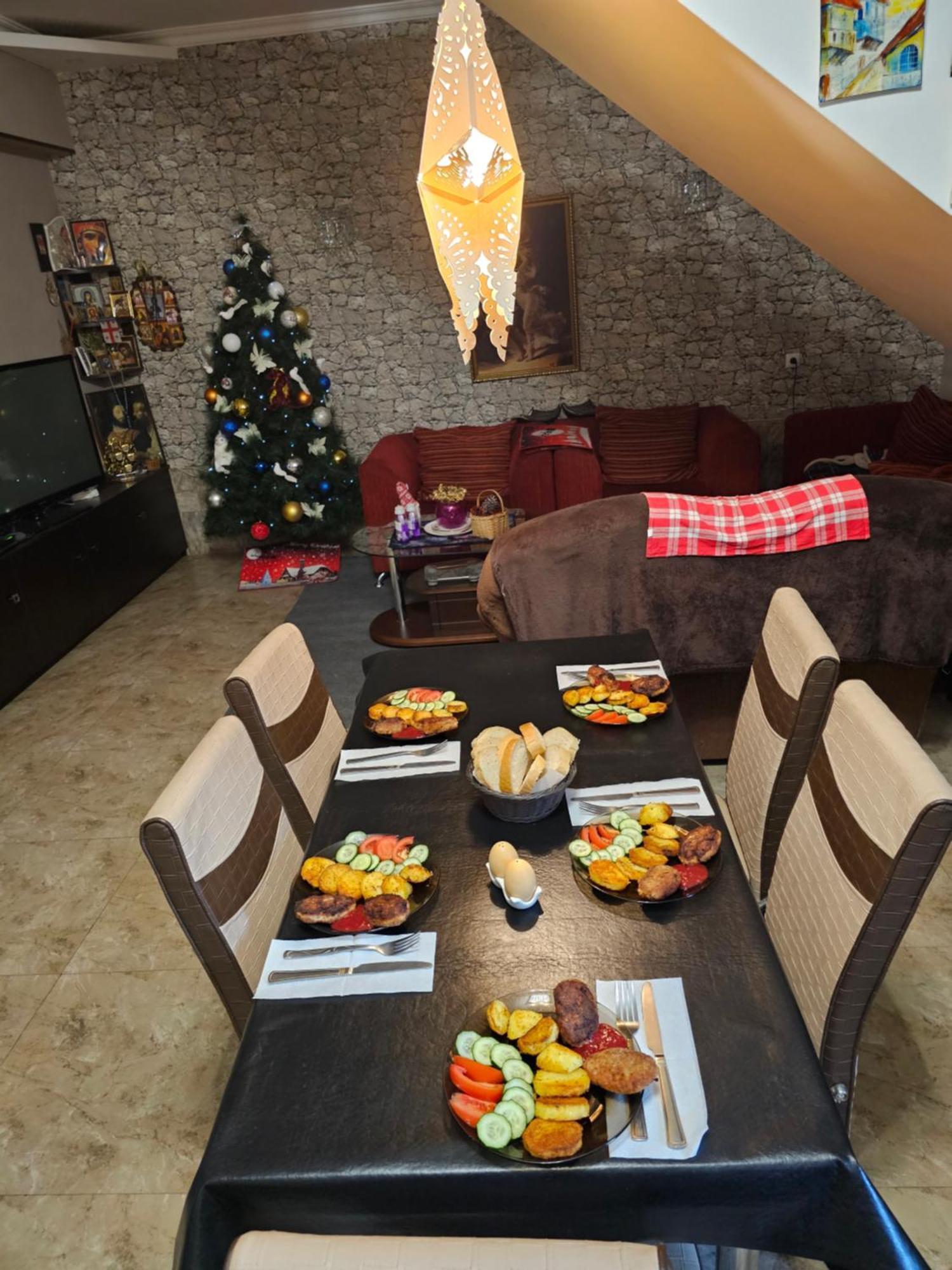 Guesthouse Different Tbilisi Luaran gambar