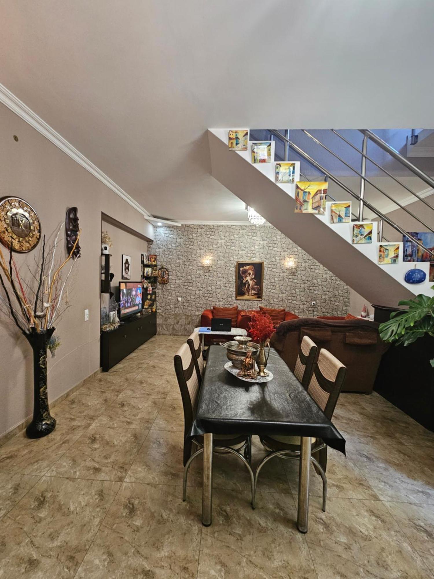 Guesthouse Different Tbilisi Luaran gambar