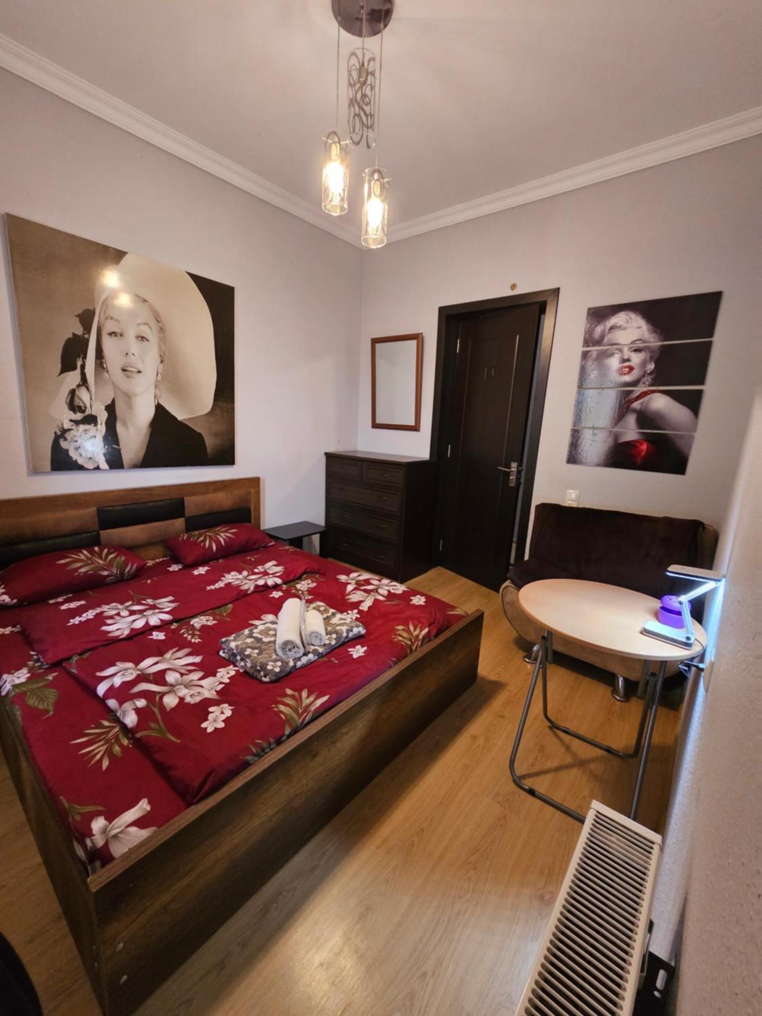 Guesthouse Different Tbilisi Luaran gambar